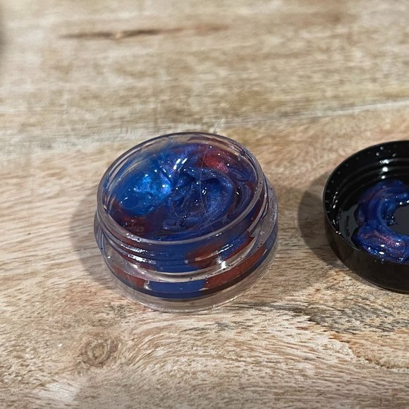 Organic, All Natural, Non-GMO Lip Gloss (color: superman) Great for everyone! - Picture 4 of 4